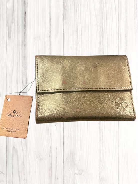 ๐ชท NWT Patricia Nash Distressed Leather Woodstock Kiss-lock in Antique Gold - Picture 13 of 15